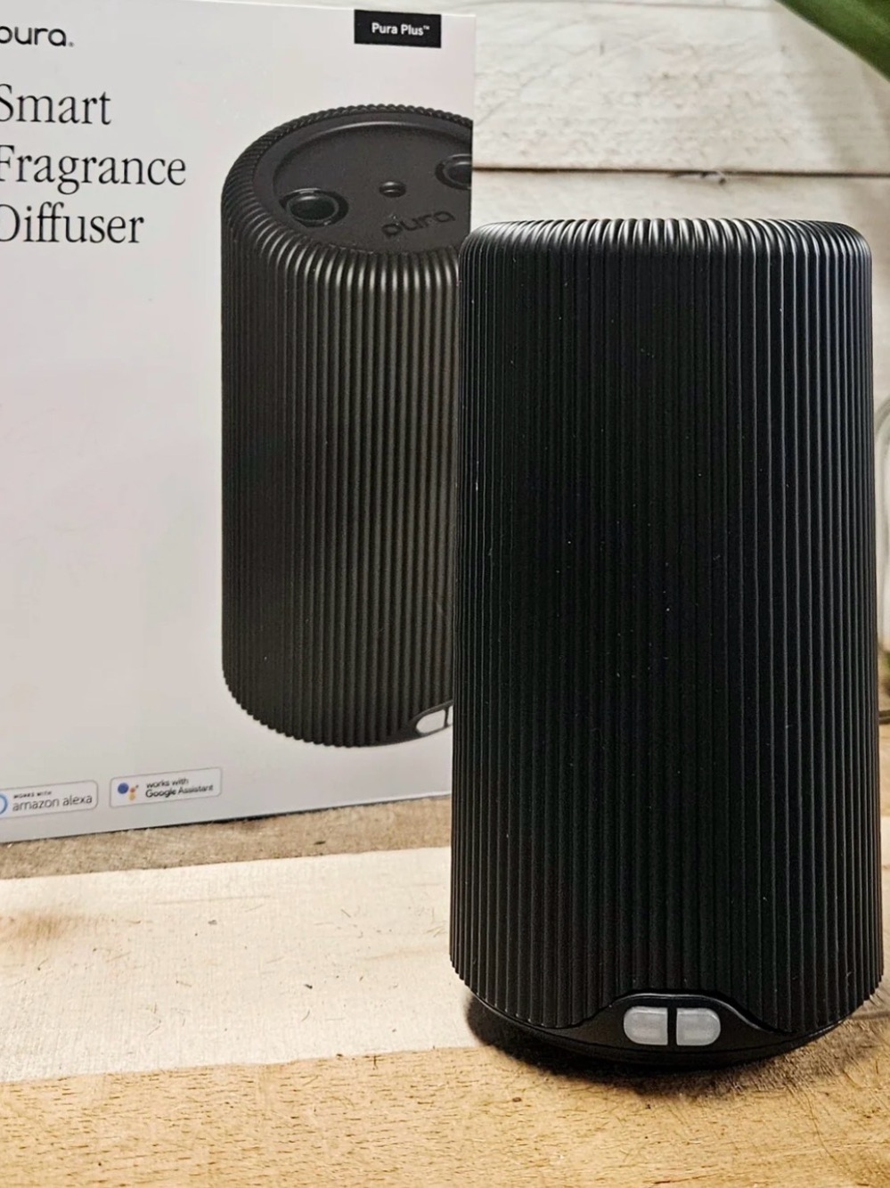 Pura Smart Fragrance Diffuser – Black
